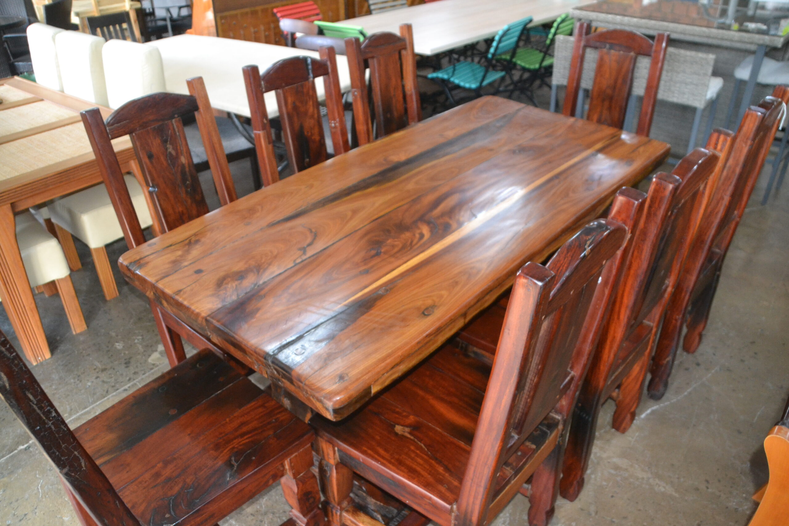 sleeper wood table and chairs